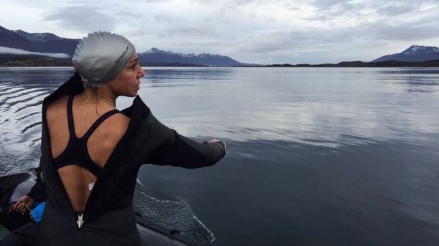 La super mujer que unió a nado las Malvinas