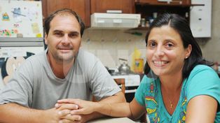 La familia Serra logró la adopción plena de la pequeña Julia