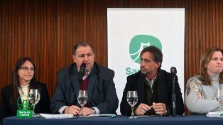 Poletti presentó la agenda de actividades que se realizarán en Santa Fe&nbsp;por el 30º aniversario de la reforma de la Constitución Nacional