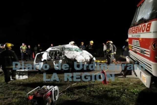 Fatal accidente con cinco muertos en la ruta 20 entre un auto y un colectivo