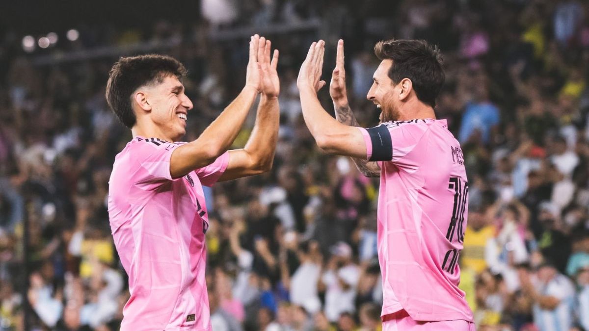 Messi clavó otro golazo de tiro libre y va por la conquista de un nuevo récord