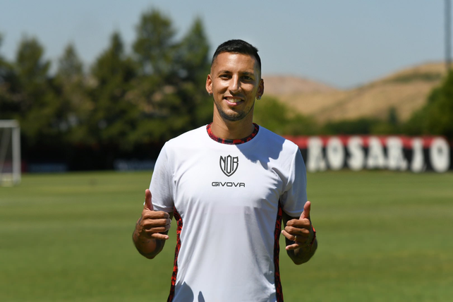 Leonel Vangioni regresó a Newells tras 9 años.