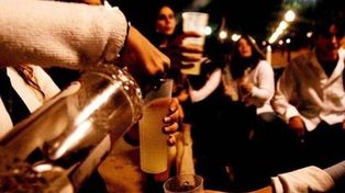 En la última década se duplicó el consumo de alcohol entre los adolescentes