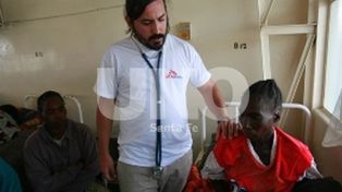 Un rafaelino atiende a víctimas de la inundación en Mozambique