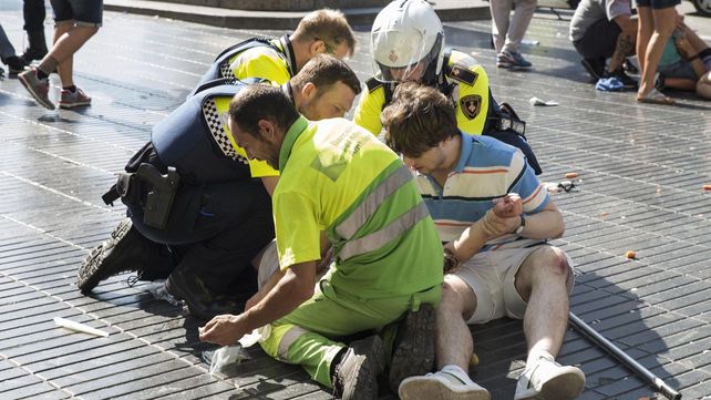 Barcelona, golpeada por el terrorismo en imágenes
