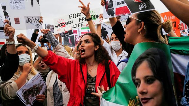 Siguen las protestas en Irán por la muerte de Mahsa Amini