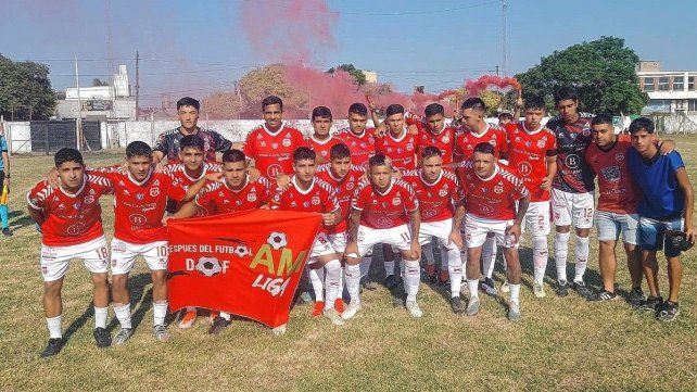 Floresta arrancó el Torneo Apertura con una goleada por 6 a 0 ante Loyola.
