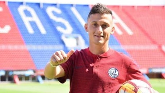 Newells tiene la mitad del pase de Fértoli.