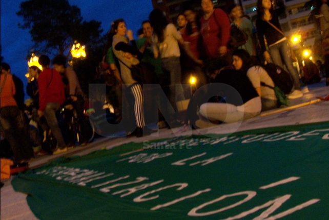 Las Juventudes políticas de Santa Fe marcharon por la despenalización de la marihuana