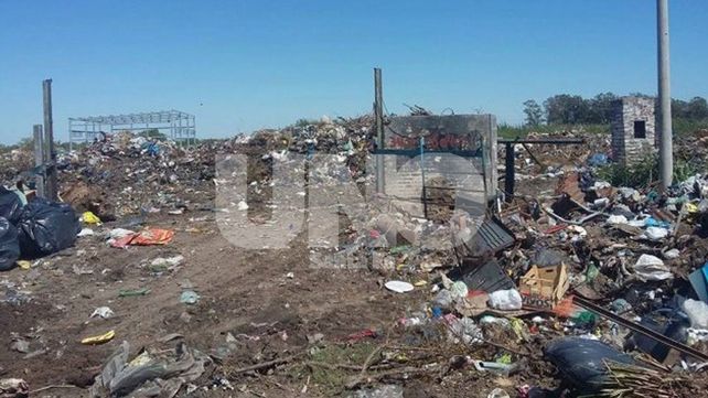 Buscan establecer quién arrojó un bebé desmembrado y sin vida al basural de Coronda
