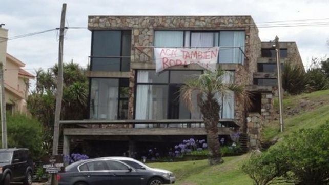 escrache. El turista argentino denunció públicamente el robo.&nbsp;