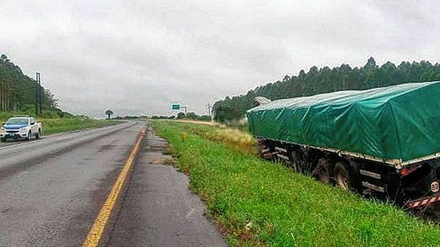 El hecho se produjo en la mañana de este martes en la Autovía 14 a la altura de la localidad de Ubajay.