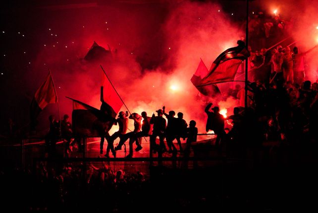 Banderazo: los hinchas de Newells cumplieron con su tradicional rito de apoyo antes del clásico