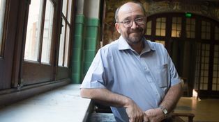 Federico Lorenz y una novela del mar con la contundencia de un directo a la mandíbula