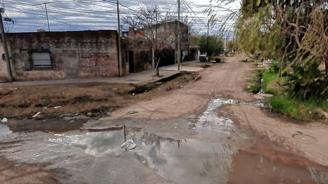 Atacaron a balazos a un hombre que iba en bicicleta en Santa Rosa de Lima