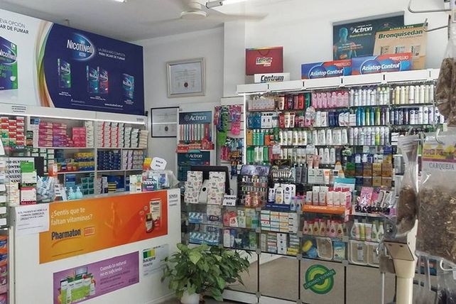 Farmacia y perfumería fueron de los rubros más afectados por la caída interanual.
