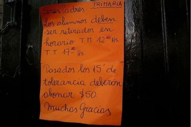 Un colegio bonarense multa a los padres que retiren tarde a sus hijos