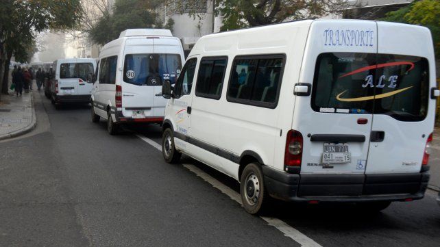 Paro por tiempo indeterminado de transportistas de personas con discapacidad
