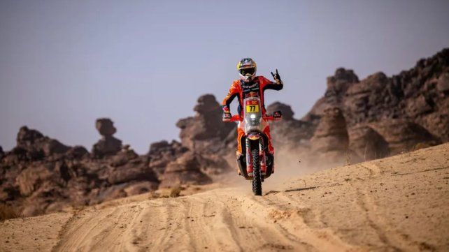 Benavides lidera el Dakar: gran jornada argentina en Arabia Saudita