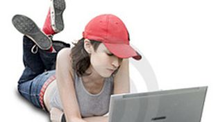 Cuidado: que tu hija no se vaya a crear un imagen sexy en Internet