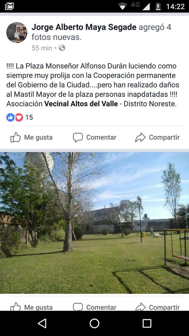 Se robaron parte del mástil de la plaza de Altos del Valle