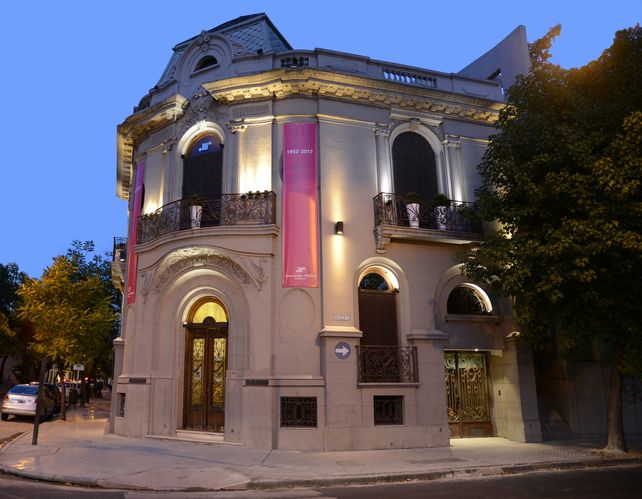 Noventa y dos años de la Asociación Médica de Rosario