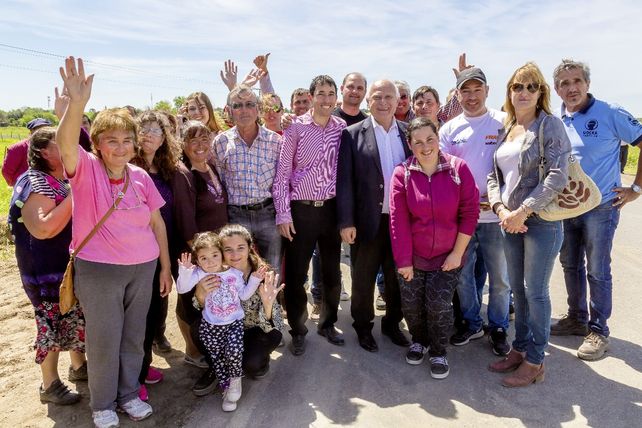 En el Día del Camino, el gobierno provincial  muestra en redes su imponente plan de obras