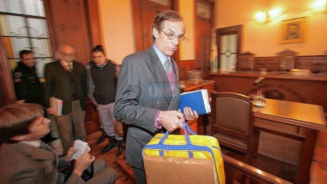 La Justicia Federal rechazó el pedido de libertad condicional del represor Juan Daniel Amelong porque está condenado en un caso y procesado en otros dos.