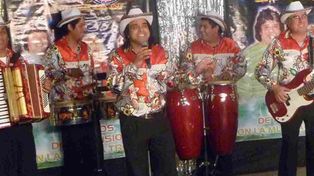 Historia, estilo y vigencia: Los Wamaleros y Grupo Marbella en el Teatro Municipal