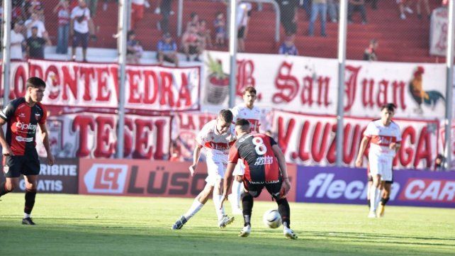 Colón, preso de su irregularidad: de candidato firme a una versión que preocupa fuera de casa