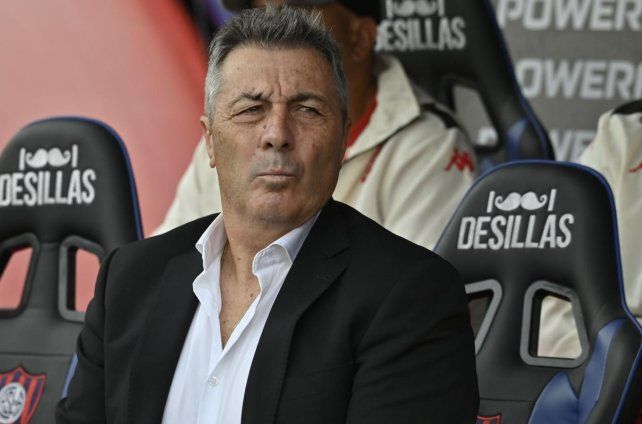 Kudelka observará a Newells ante Estudiantes desde el palco y el domingo dirigirá el clásico.