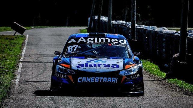 El piloto de Buenos Aires se llevó el triunfo en la primera competencia disputada en la Histórica.