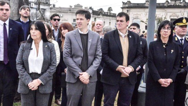 La vicegobernadora Alicia Aluani participó este domingo del acto por el 175° aniversario del fallecimiento de Don José de San Martín que se hizo en Nogoyá
