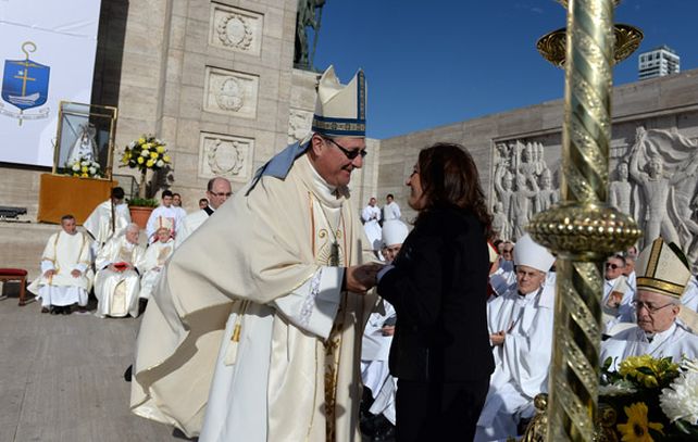 Monseñor Martín en su ceremonia de asunción