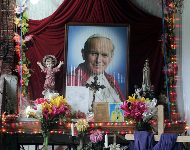 Serán proclamados santos en una ceremonia conjunta antes de fin de año.