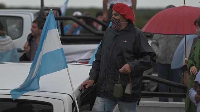 Causa Etchevehere: banderazo a favor de los hermanos y madre