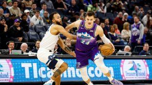 Bolmaro no vio acción ante su exequipo Minnesota en gran triunfo de Utah en la NBA