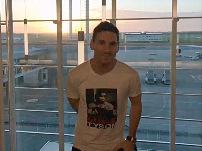 Messi viajó España para reincorporarse al Barça