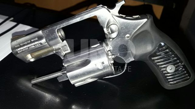 Secuestraron cinco armas de guerra y hubo 10 detenidos por distintos delitos