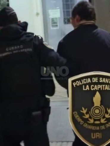Atacaron a la Policía durante los festejos por el subcampeonato mundial: un oficial herido y tres aprehendidos