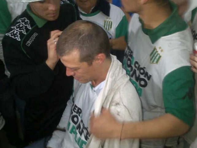 Así quedó Almeyda después de raparse al ascender con Banfield
