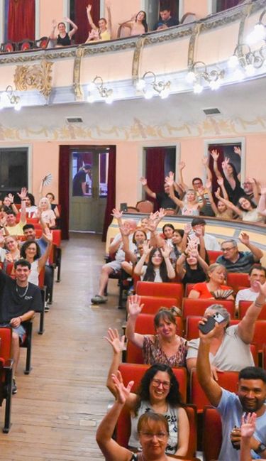 El Teatro Municipal 3 de Febrero presenta la agenda de septiembre