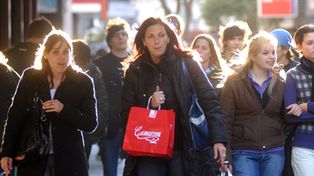Argentinos optimistas: la mayor&iacute;a cree que su situaci&oacute;n personal mejorar&aacute; en 2010
