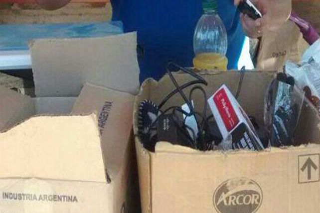 Recuperan elementos robados a una librería de San José del Rincón