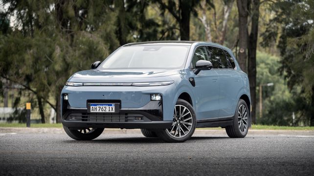 El B10 de LEAPMOTOR, un nuevo concepto de hibridación