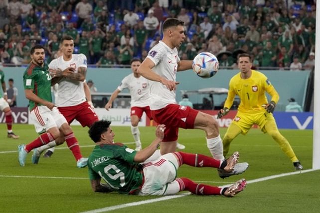 Mundial Qatar 2022: México y Polonia jugaron para Argentina