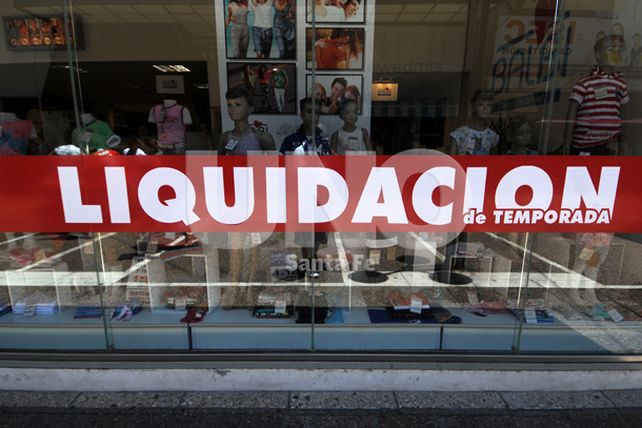 La Peatonal se vistió de ofertas