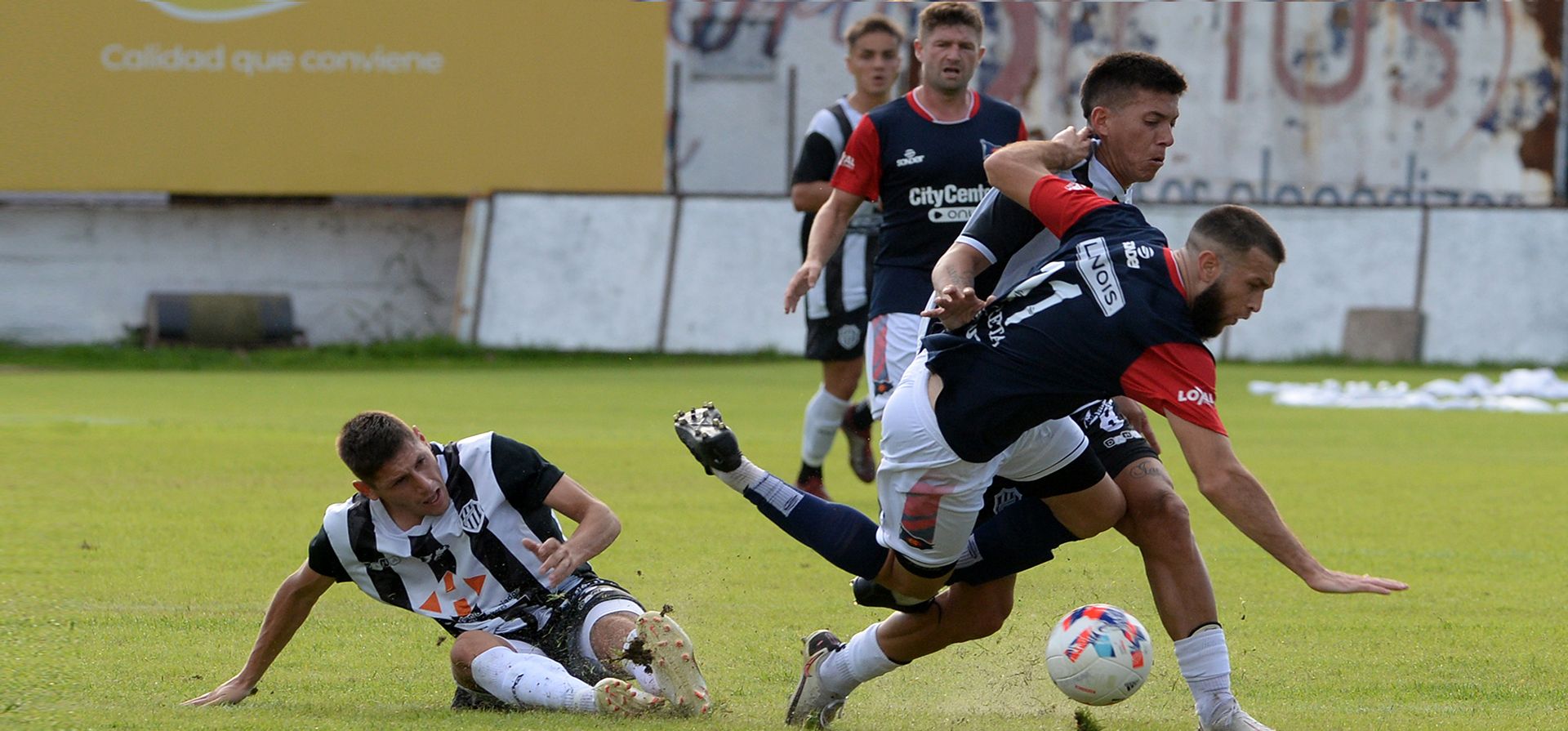 Central Córdoba volvió al triunfo después de cinco partidos tras vencer a El Porvenir 1-0 y la tranquilidad llegó a La Tablada.