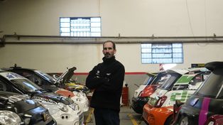 Nicolás Dezzutto es el jefe de los mecánicos, el encargado de la logística de la categoría y máximo responsable de compras.
