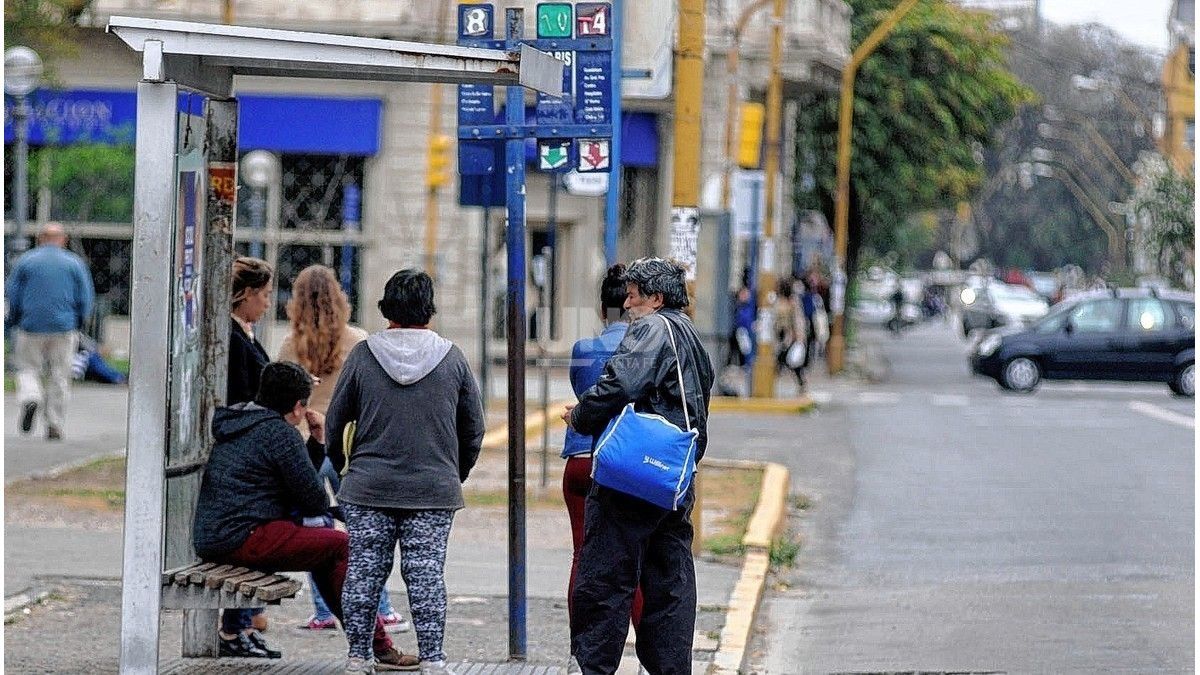 Colectivos: la UTA define si va a un paro de colectivos de 72 horas a ...